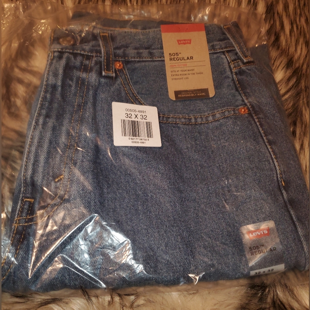 New Men's Levi's 505 Regular Fit Jeans size 32x32